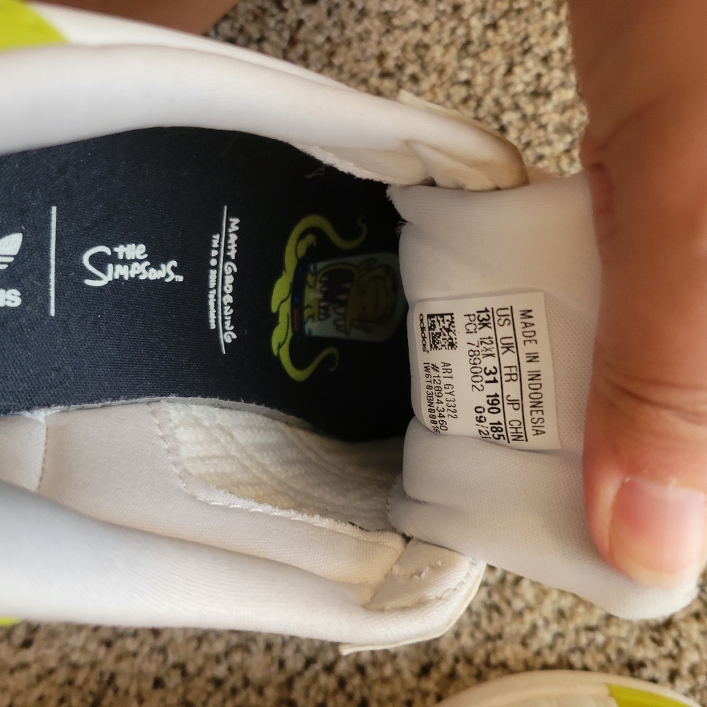 adidas Kids White and Lime Green Cartoon Sneakers - Picture 13 of 13